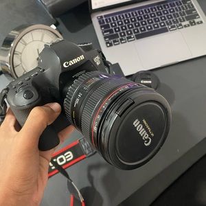 Canon eos 6d with canon EF 24-105 mm f/ 4 L IS USM and canon 50 mm f/ 1.8 STM